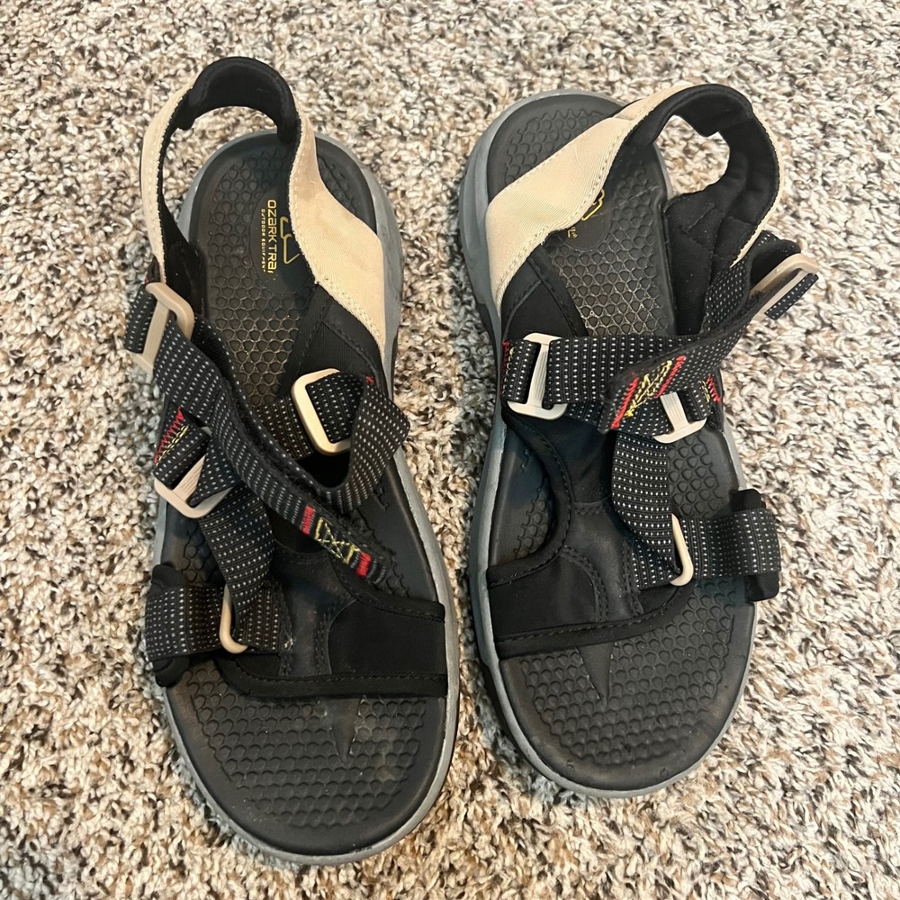 Ozark Trail Mens Sport Sandals Black Tan Adjustable Straps Size 8 MNOT24CJ024